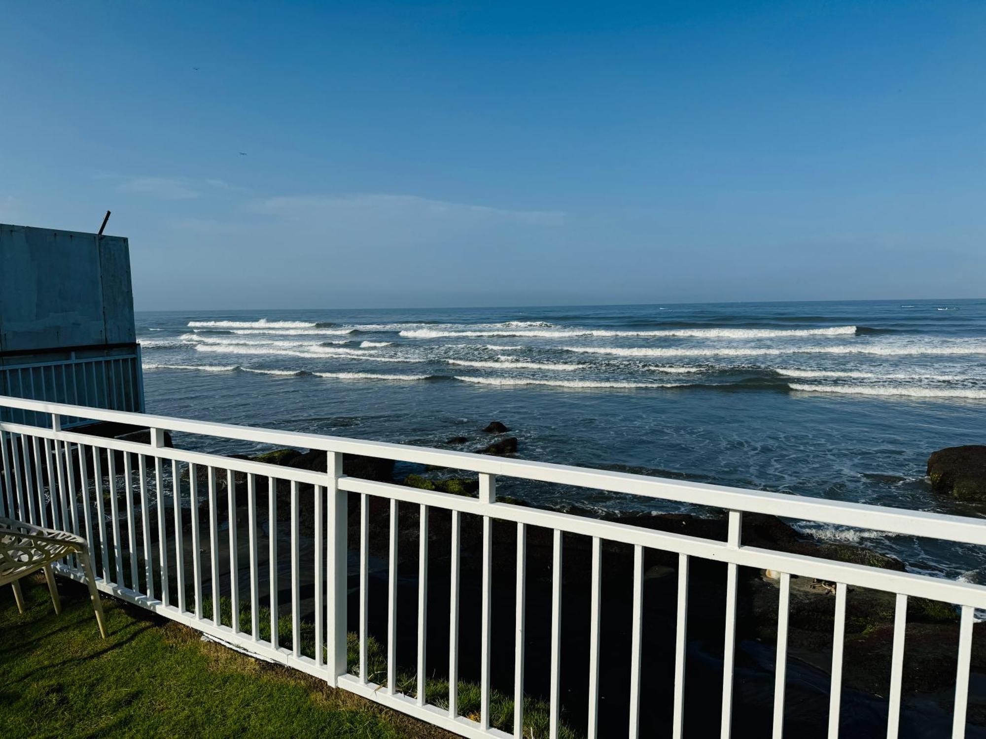 Maargit Beach Resort Mandrem Buitenkant foto