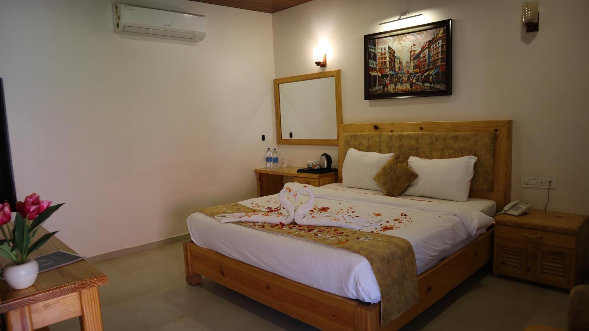 Maargit Beach Resort Mandrem Buitenkant foto